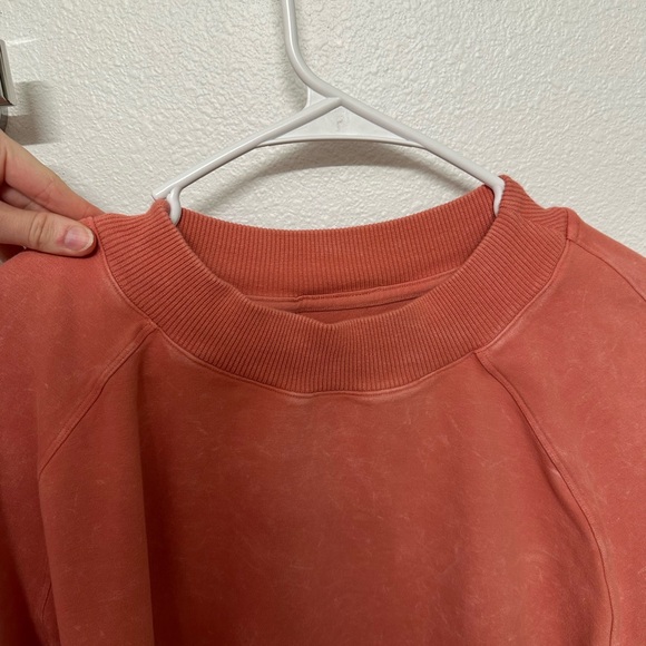 Lululemon crew neck - Picture 3 of 7